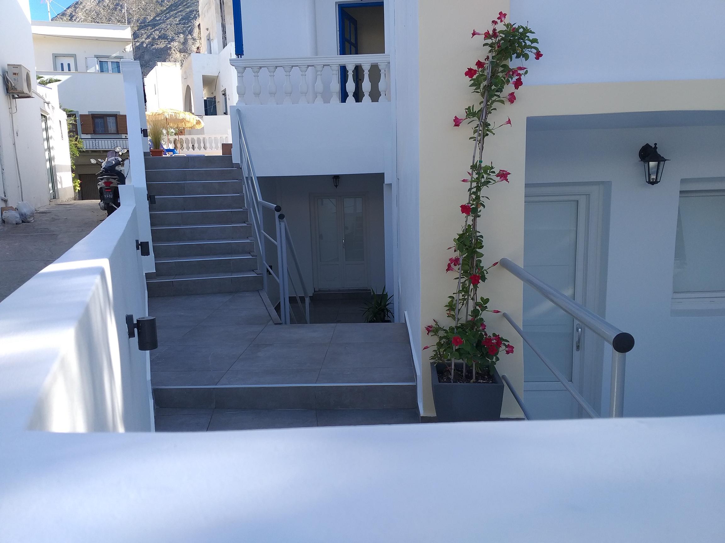 Karidis Hotel Камарі Екстер'єр фото
