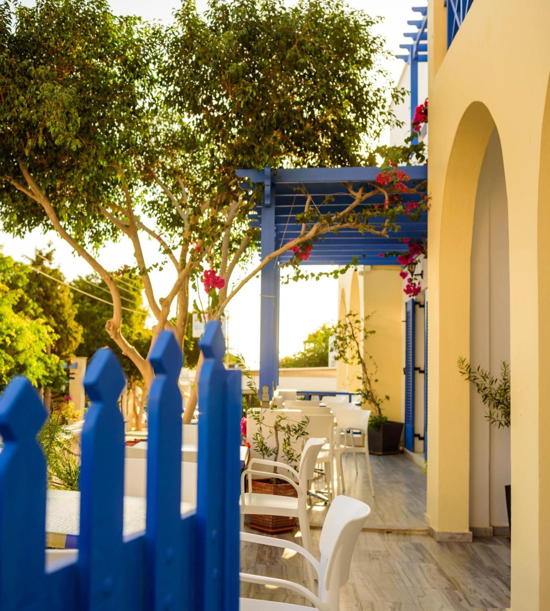 Karidis Hotel Камарі Екстер'єр фото