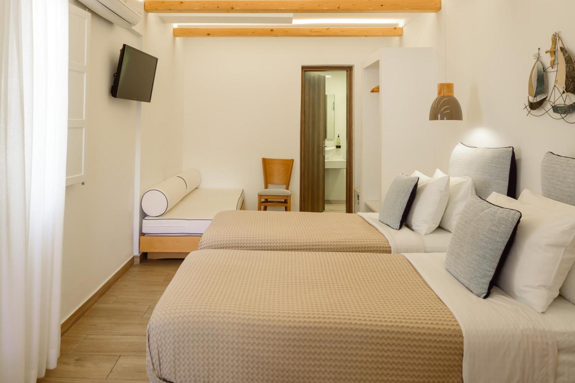 Karidis Hotel Камарі Екстер'єр фото