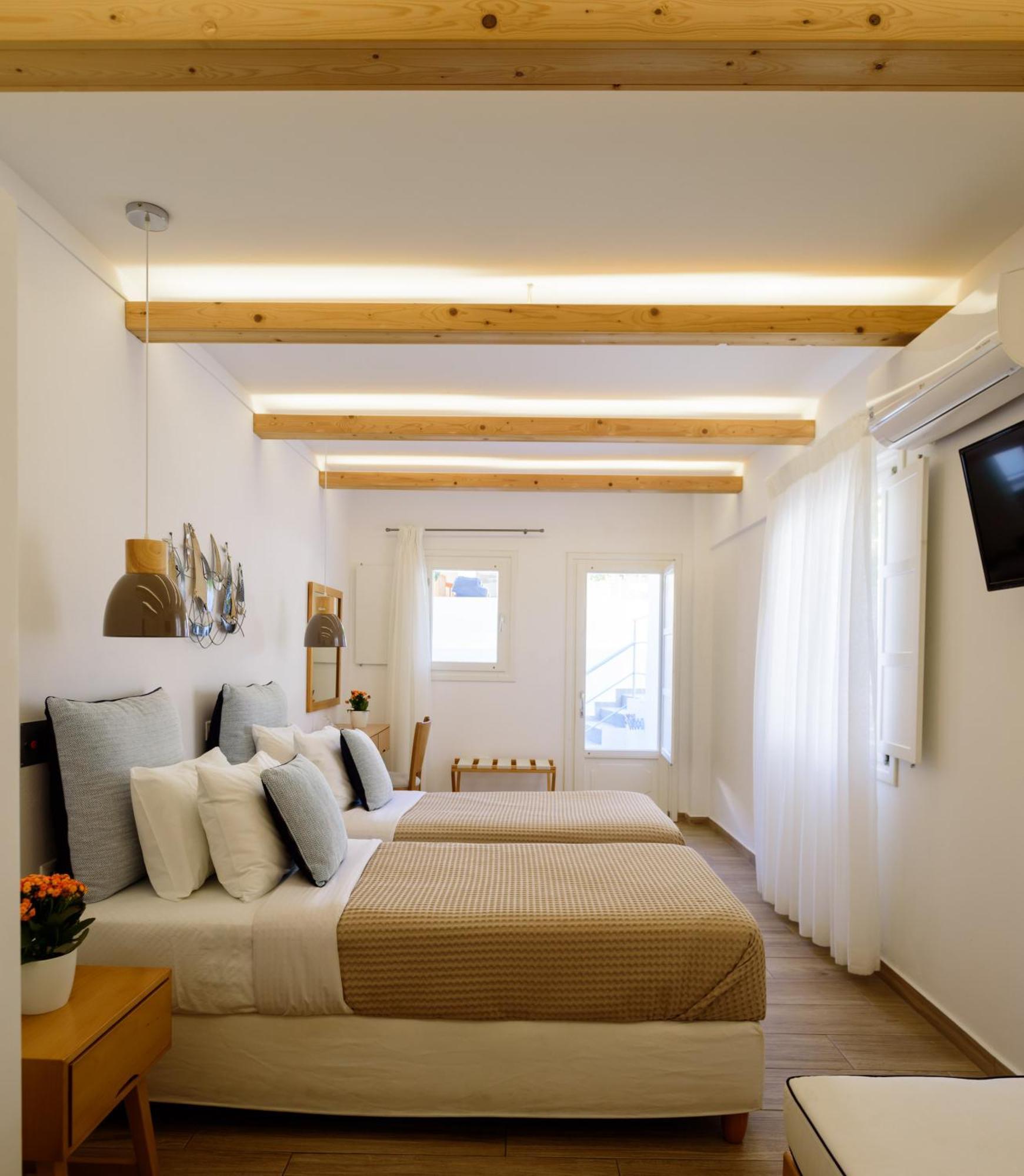Karidis Hotel Камарі Екстер'єр фото
